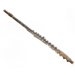 Yamaha intermediate flute discount